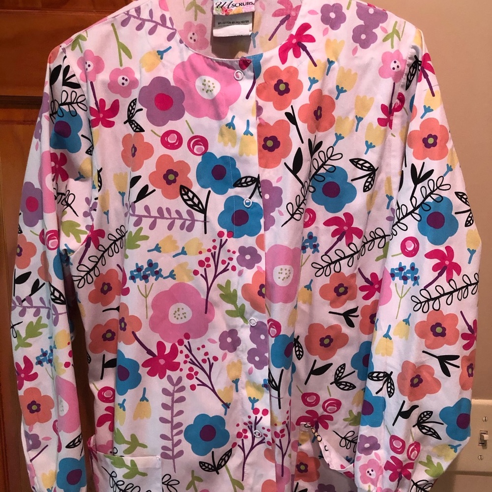 Scrub jacket